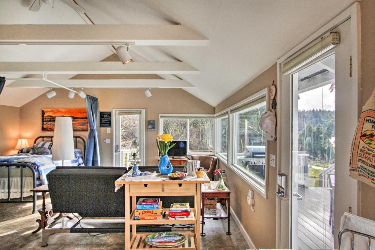 Idyllic Waterfront Cottage With Beach And Sunset Views Port Townsend Buitenkant foto
